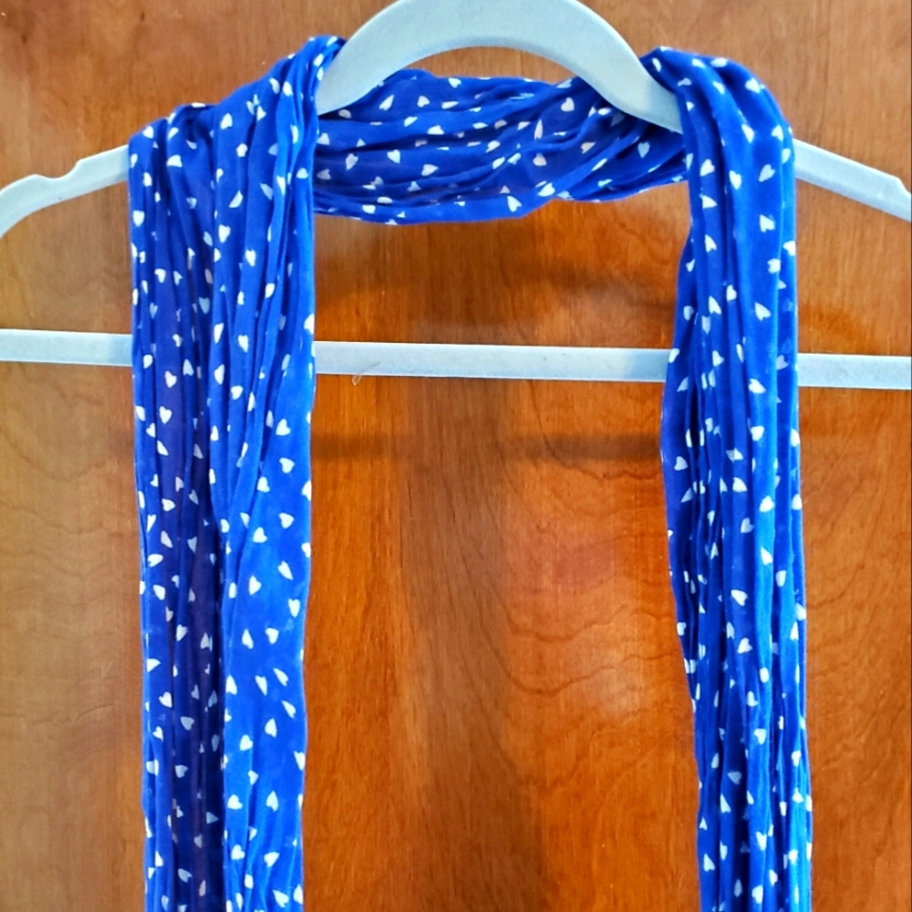 Gap Blue Scarf w/White Hearts
